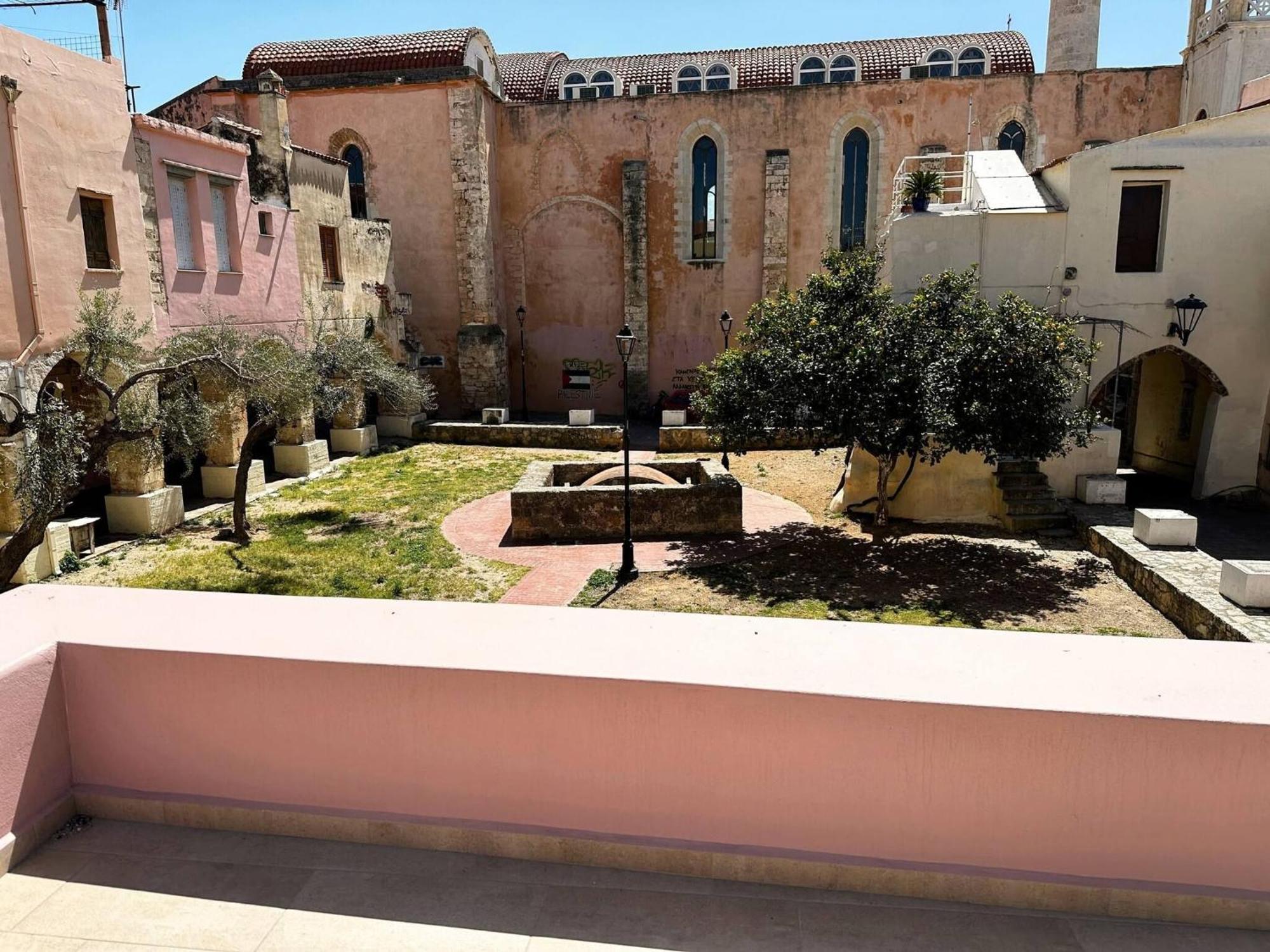 Roussos Place - Next To Splantzia Square - 2Bd 2Ba La Canea Exterior foto